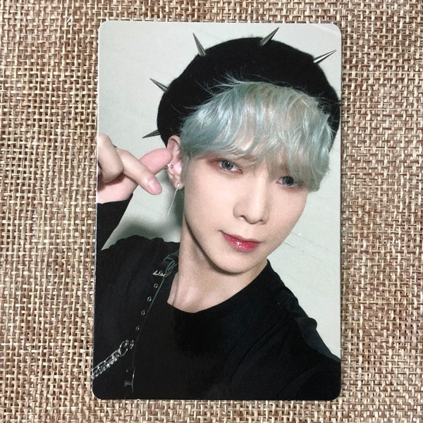 ATEEZ YEOSANG [THE WORLD EP.1 : MOVEMENT] Official Photocard, A Limited / Gift