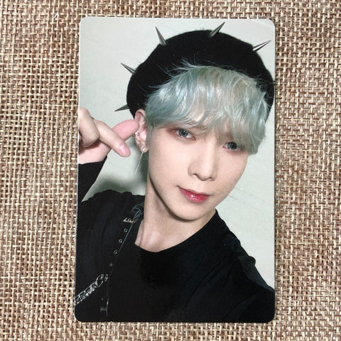 ATEEZ YEOSANG [THE WORLD EP.1 : MOVEMENT] Official Photocard, A Limited / Gift