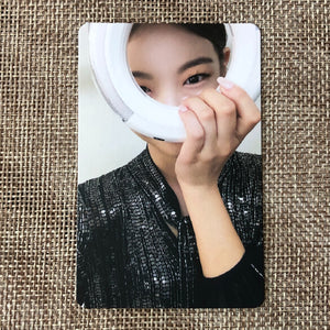 ITZY LIA [ LIGHT RING Pre Order ] Official Photocard / New / Gift