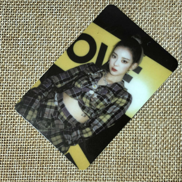 ITZY LIA #2 [CRAZY IN LOVE Special Ed.] Official Photocard, 1st Album / Gift