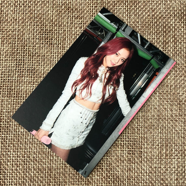 BLACKPINK JISOO #2 [2019 Concert PRIVATE STAGE Chapter 1] Official Photocard /+G