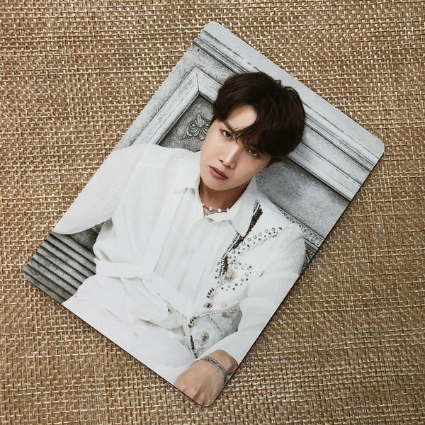 BTS J-HOPE 2/8 [ Speak Yourself The Final ] Official Mini Photocard / New / Gift