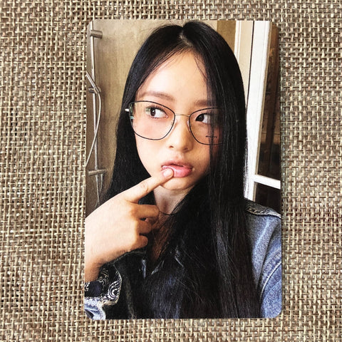 NEWJEANS HANNI #2 [ 1st EP NEWJEANS ] Official Photocard, Bluebook / New / Gift