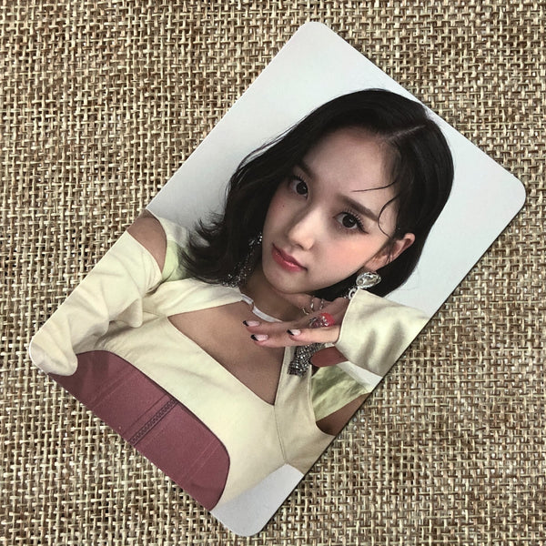 STAYC J #2 [ YOUNG-LUV.COM ] Official Photocard, 2nd Mini / New / Gift