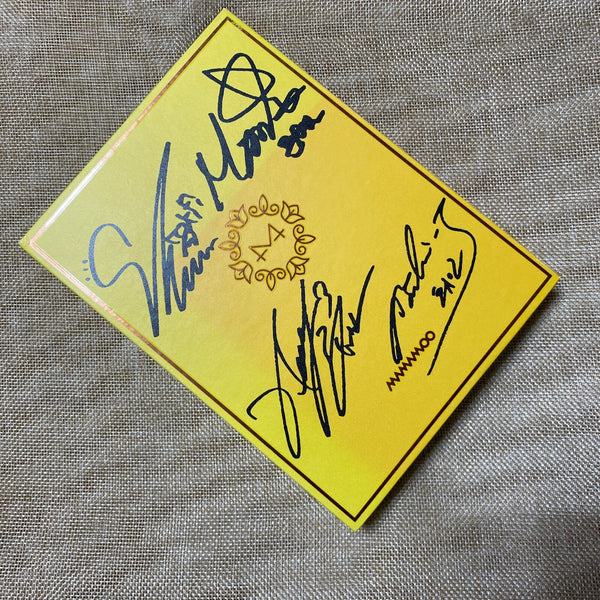 MAMAMOO [ Yellow Flower ] Signed Promo Album / Autographed / CD+Photobook / Gift