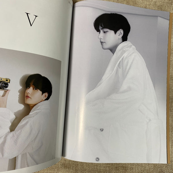 BTS [ ARMY Membership Kit 9th Season ] Official Photobook / New, Rare / Gift