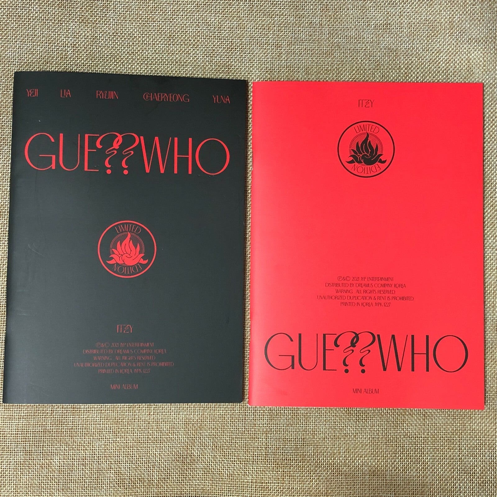 ITZY [ GUESS WHO Album ] Photobook + CD, Limited Ed / NO PC / New / Gift