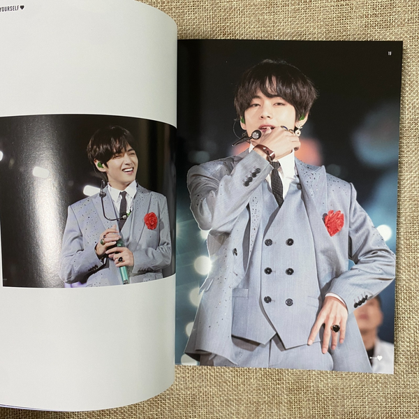 BTS [ Love Yourself Seoul Digital Code Set ] Photobook + Poster + Stand / New +G