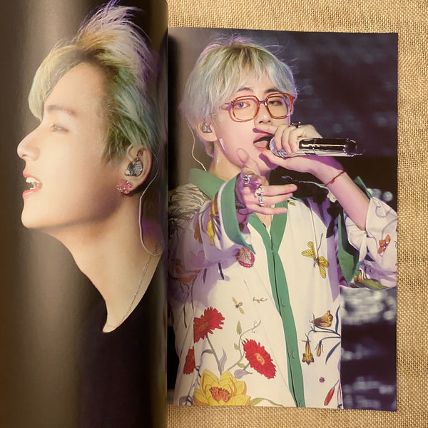 BTS V [ VIVA PLANE 1st Exhibition ] Photobook, RealV 86 pg / New / Gift