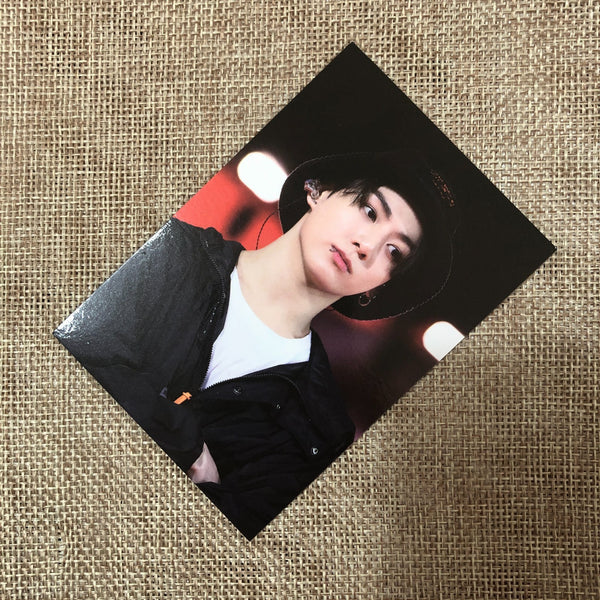 BTS JUNGKOOK #1 [ HYBE INSIGHT Behind The Stage ] Official Photocard / New /Gift