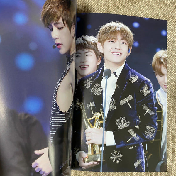 BTS V Taehyung [ Mid Summer Night Exhibition Photobook ] 46 pg, 19x27 cm /New/+G