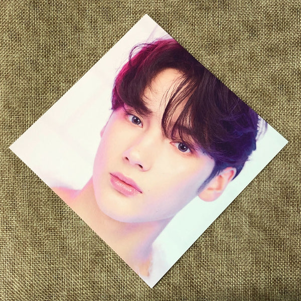 TXT HUENINGKAI [MINISODE 1 BLUE HOUR] Official Photocard Postcard, VR Ver. /+G