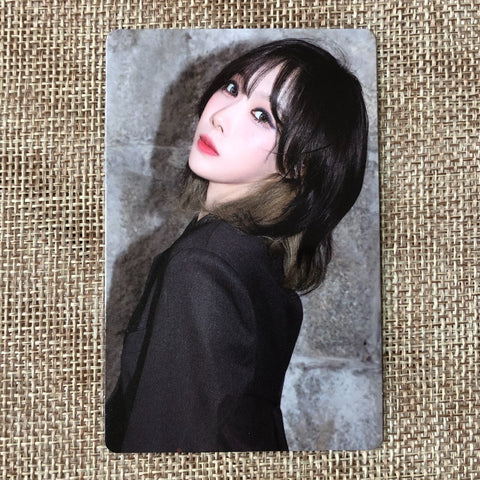DREAMCATCHER HANDONG [ Apocalypse : Follow Us ] Official Photocard / New / Gift