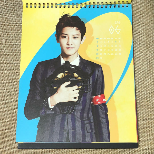 EXO GROUP [ 2014 Season's Greetings ] Calendar Only / New, Rare / Gift