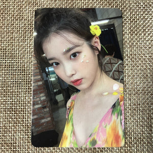 IU #1 [4th Fanclub Kit UAENA Limited Edition] Official Photocard / New, Rare /+G