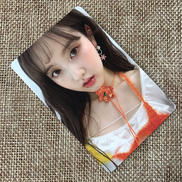 STAYC SIEUN [ WE NEED LOVE ] Official Photocard, 3rd Single / New / Gift