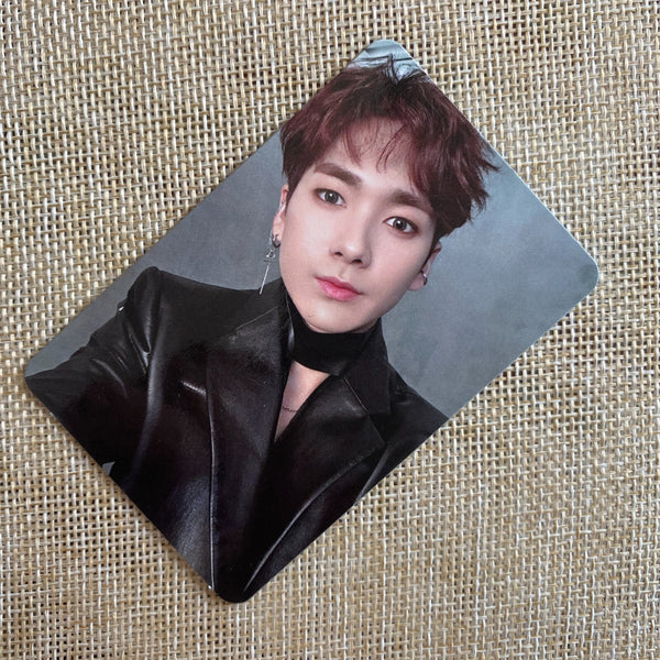 NU'EST ARON #4 [ Happily Ever After ] Official Photocard / New, Rare / Gift