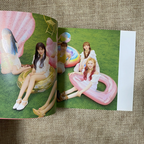 WEKI MEKI All Member SIGNED Promo Album Autographed Full Set [ WEEK END ] +Gift