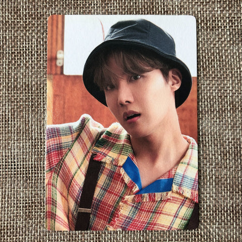 BTS J-HOPE [GLOBAL OFFICIAL FANCLUB 7th ARMY MEMBERSHIP KIT] Photocard / Gift