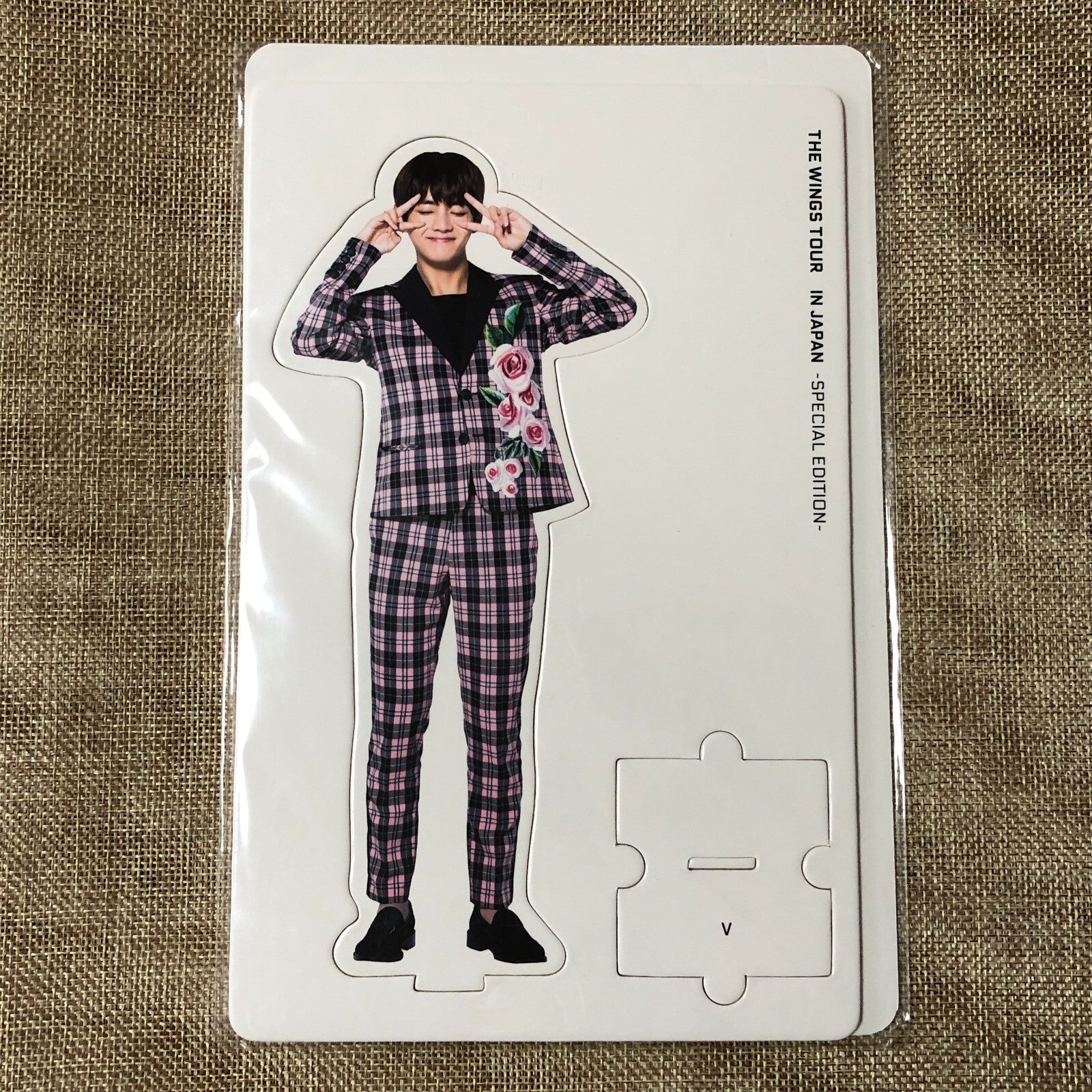 BTS V [ The Wings Tour in Japan Special ] Official MD Paper Stand / New / Gift