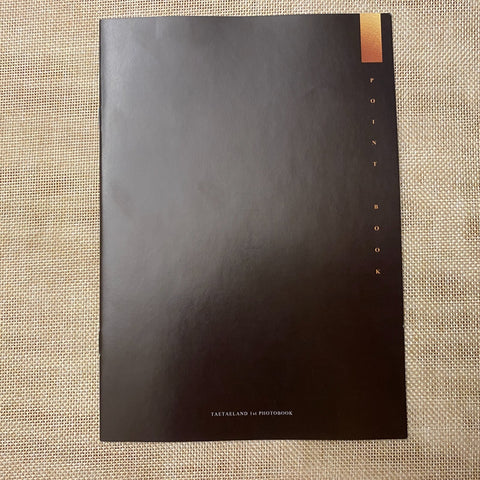 BTS V [ POINT TAETAELAND Exhibition Mini Photobook ] 16 pg / New / Gift