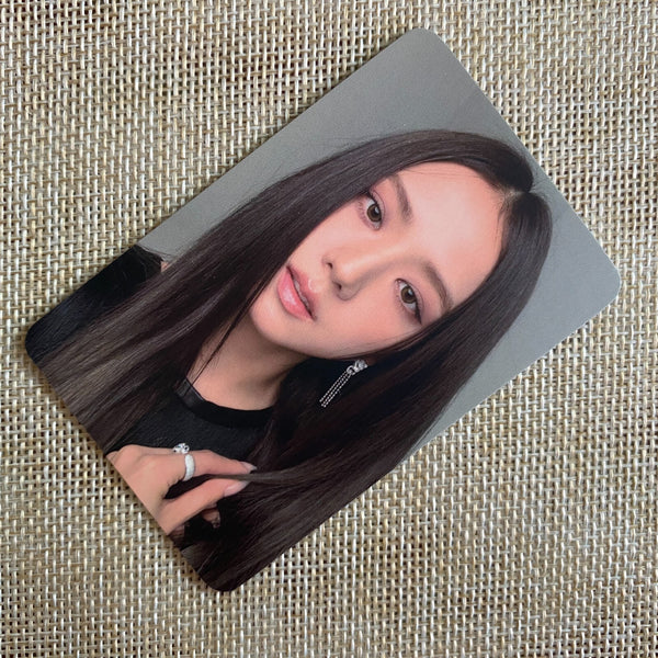 BLACKPINK JISOO [THE ALBUM Ktown4U] Official Photocard, Straight Hair / Gift