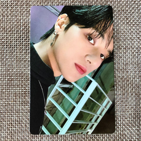 ATEEZ WOOYOUNG [THE WORLD EP.1 : MOVEMENT] Official Photocard, Z Ver Limited /+G