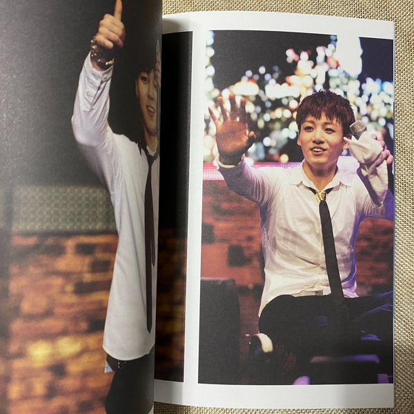 BTS [Skool Luv Affair] Official 2 DVD + CD + Photobook, Special Edition / Gift