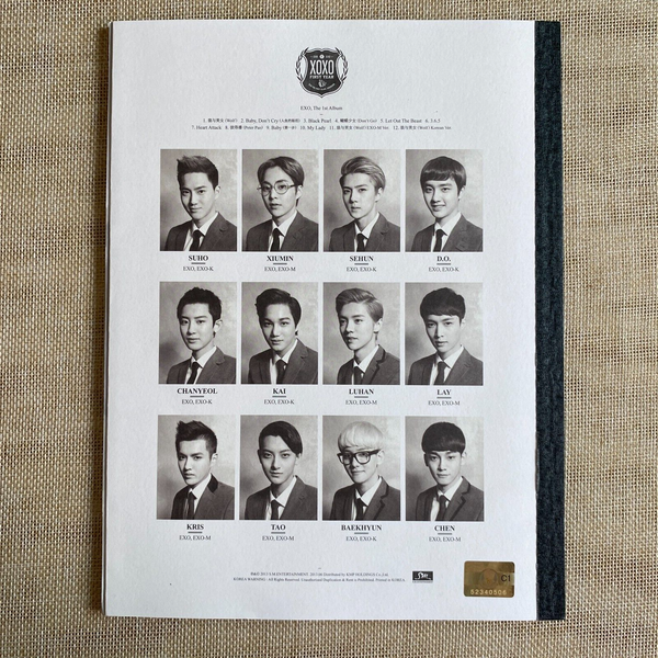 EXO GROUP [ XOXO ] Photobook + CD, 1st Album HUG Ver. Chinese / New, Rare / Gift