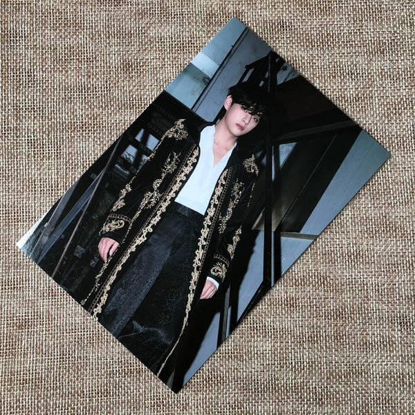 BTS V [ 2022 Season's Greetings ] Official Postcard / New / Gift
