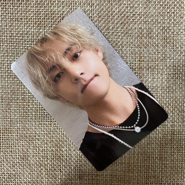 BTS V #11 [ Layover ] Official Photocard, Weverse / New, Rare / Gift