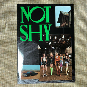 ITZY [ NOT SHY Album ] Photobook + CD, B Ver. / NO PC / New / Gift