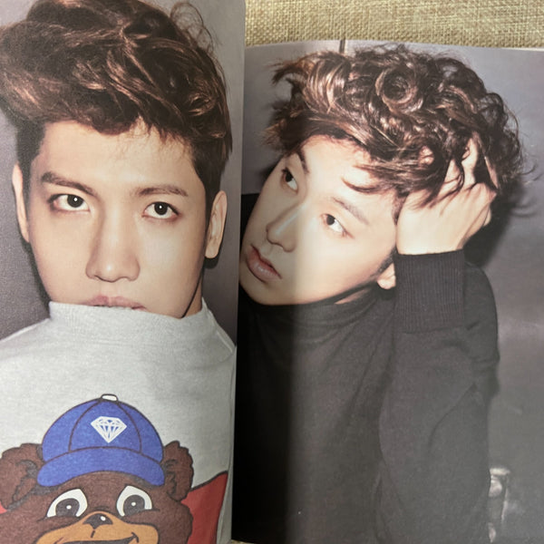 TVXQ [ Humanoids ] All Members Signed Autographed Promo Album /Mint, Rare / Gift