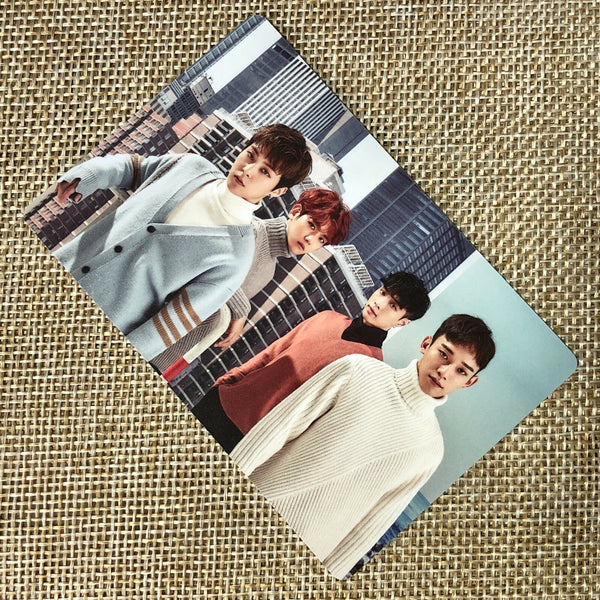 EXO GROUP #2 [2017 Season's Greetings] Official Mini Calendar Photocard / Gift
