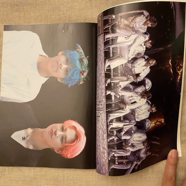 BTS V [ VIVA PLANE 1st Exhibition ] Photobook, RealV 86 pg / New / Gift