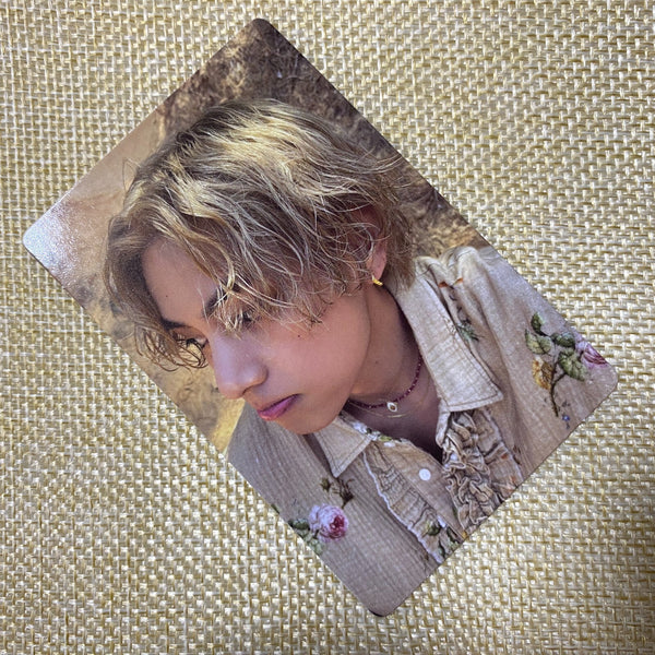 BTS V TAEHYUNG #6 [ Layover ] Official Photocard / New / Gift