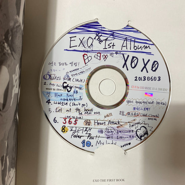EXO GROUP [ XOXO ] Photobook + CD, 1st Album KISS Ver. Korean / New, Rare / Gift