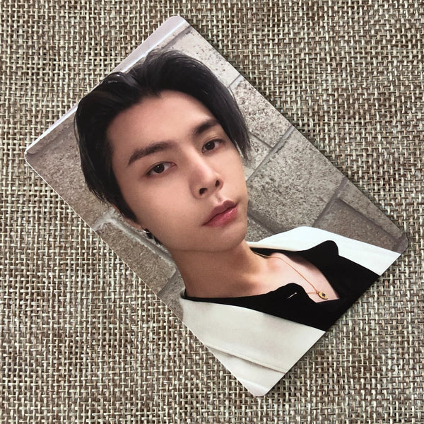 NCT 127 JOHNNY [ 2023 Season's Greetings ] Official Photocard / New / Gift