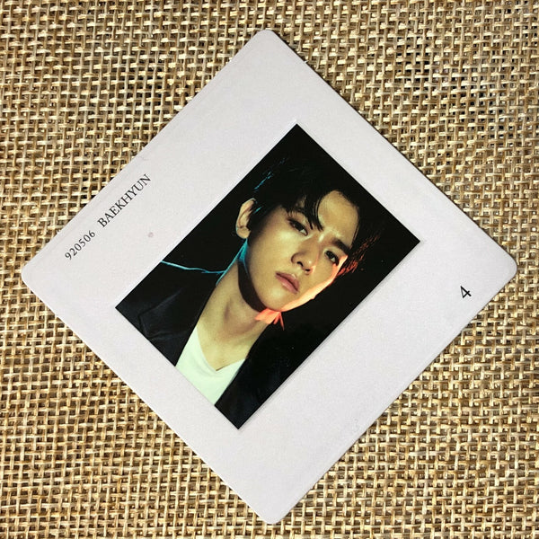 EXO BAEKHYUN [EXORDIUM] Official Mount Photocard, Exo Planet #3 / New, Rare /+G
