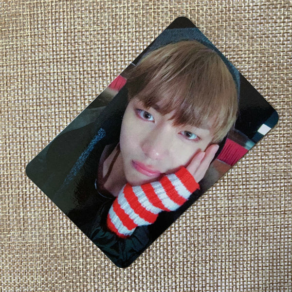 BTS V Taehyung [YNWA You Never Walk Alone] Official Photocard / New, Rare / Gift