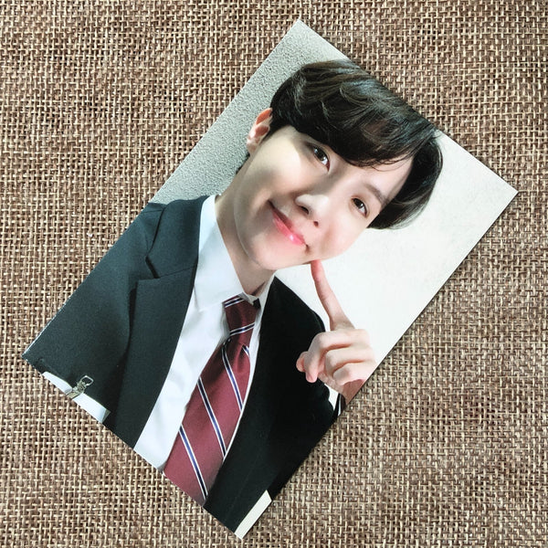 BTS J-HOPE [GLOBAL OFFICIAL FANCLUB 8th ARMY MEMBERSHIP KIT] Photocard / Gift
