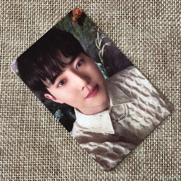 EXO SUHO #1 [ Grey Suit ] Official Photocard, 2nd Mini Color Ver / New / Gift