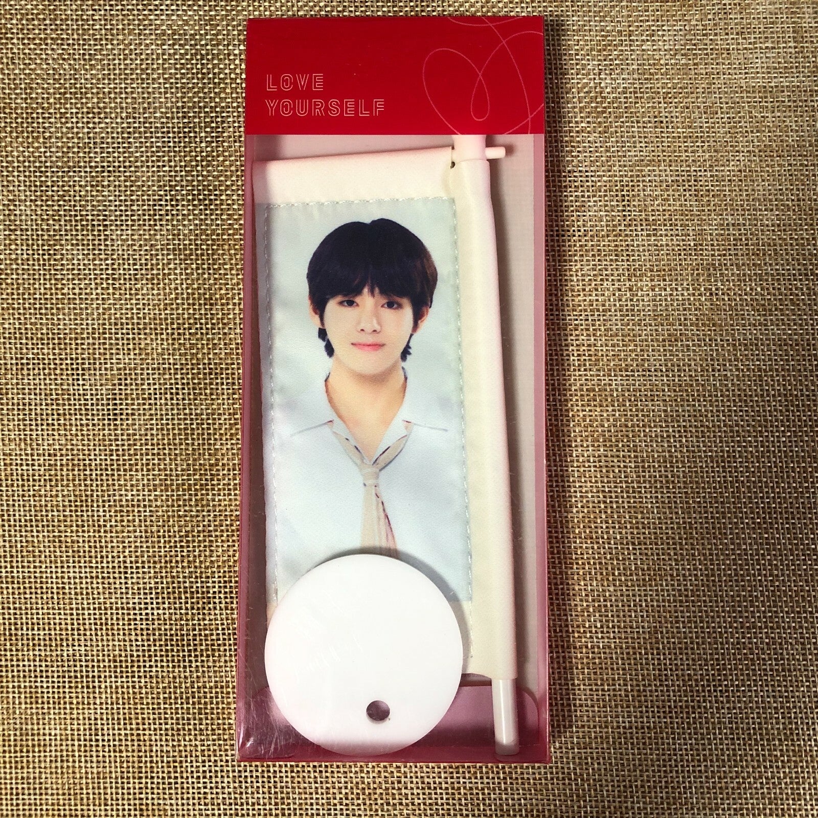 BTS V [ Love Yourself World Tour Concert ] Official Mini Flag / OPENED / Gift