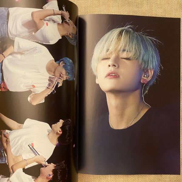 BTS V [ VIVA PLANE 1st Exhibition ] Photobook, RealV 86 pg / New / Gift