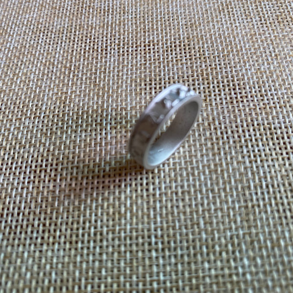 EXO [ Official Limited Ring, Concert LAY ] HK 12, US 5.5 / New / Gift
