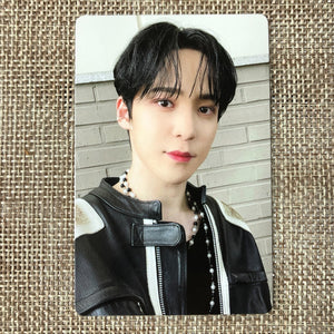 ATEEZ YUNHO [THE WORLD EP.1 : MOVEMENT] Official Photocard, Diary Ver / Gift