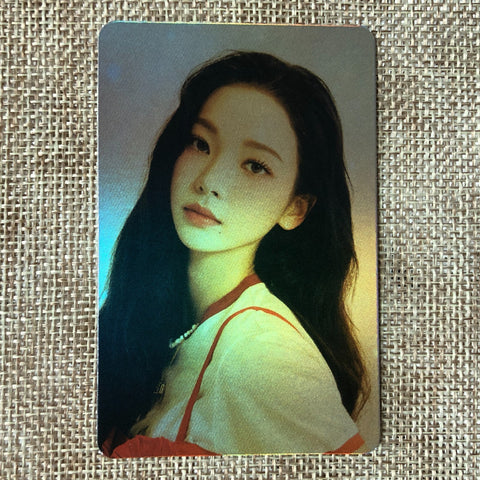 AESPA KARINA [2022 Season's Greetings] Official Hologram Photocard, Aladin /+G