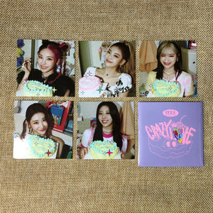 ITZY GROUP #2 [CRAZY IN LOVE] Official Preorder Special Photocard SET / Gift