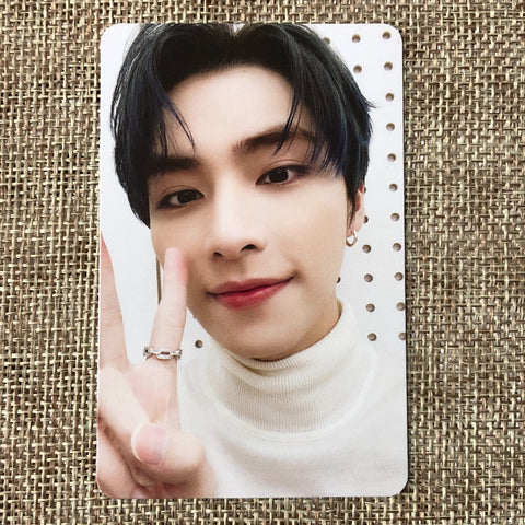 NCT XIAOJUN [ UNIVERSE SMTOWN MD ] Official Photocard / New / Gift