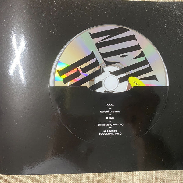 WEKI MEKI All Member SIGNED Promo Album Autographed [ New Rules ]  Mint /+GFT